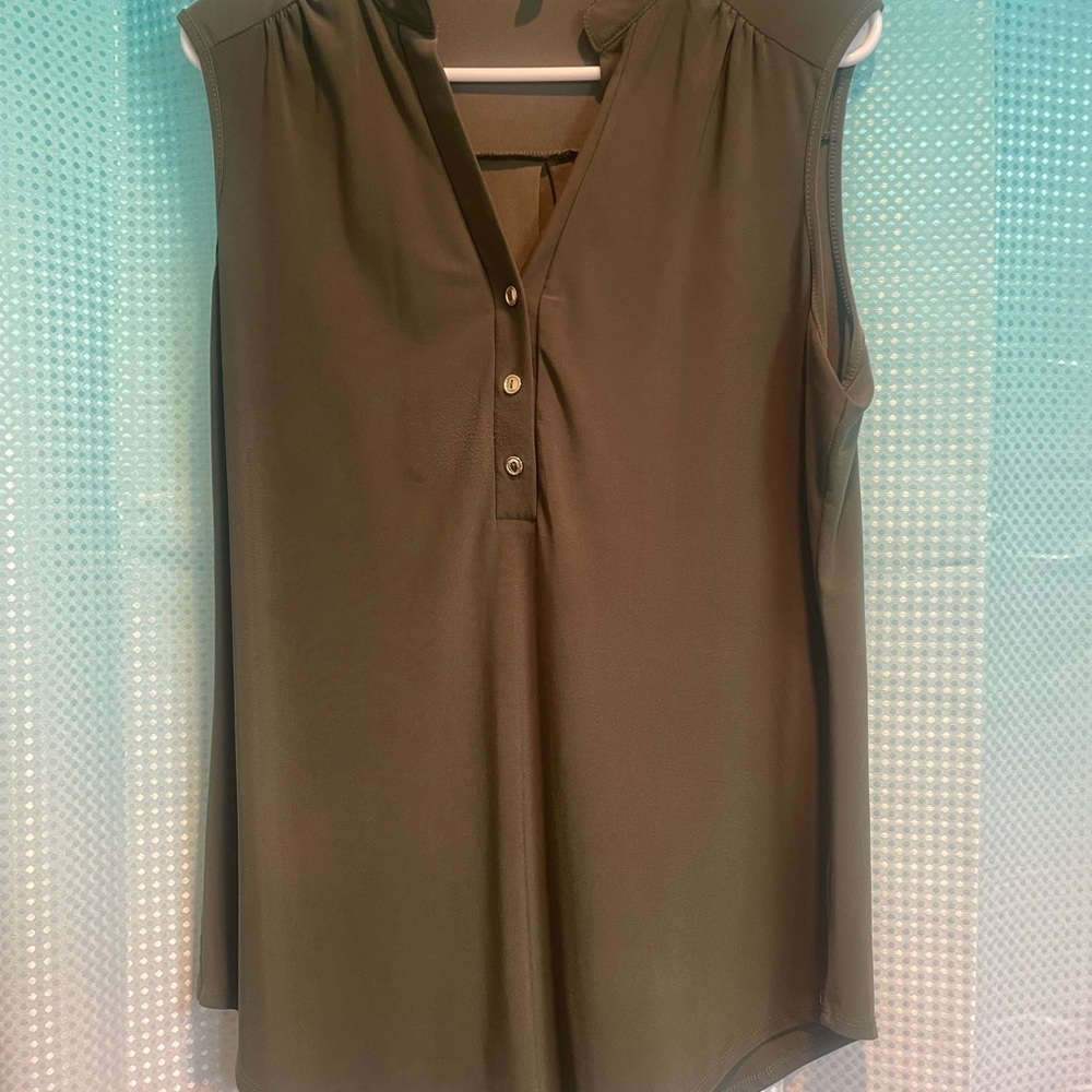 ☘️☘️PerSeption Concept Olive Sleeveless Blouse